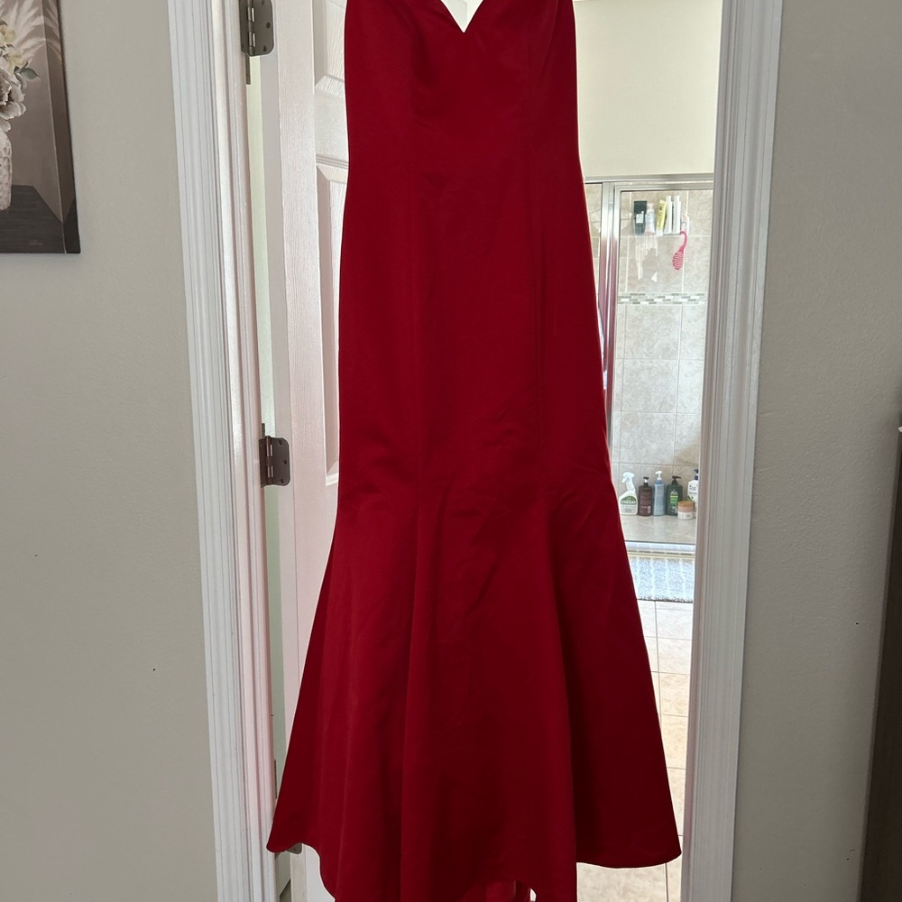 Elegant Red Evening Dress